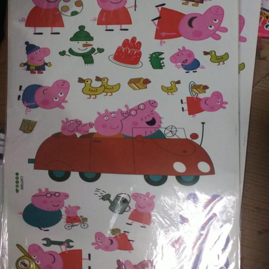 Peppa the Pig Peel and Stick Wall Decals  LM7068 Size: 50x70