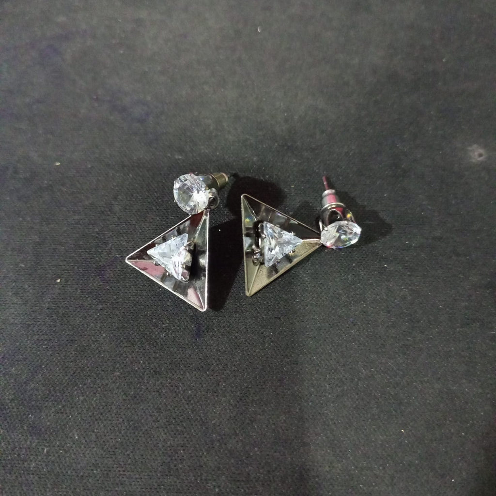 Triangle Cut Diamond Earrings  egfrsrb3l-r