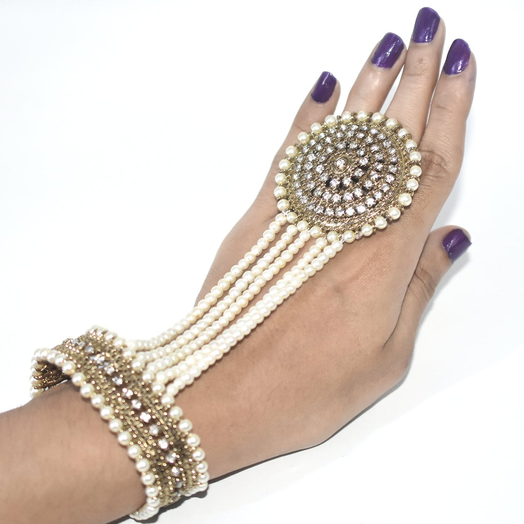 Classic Anja hand Bracelet btfraea4e-8