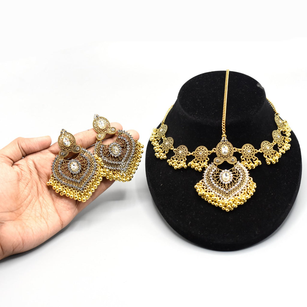 Afghani Matha Patti With Earrings Set