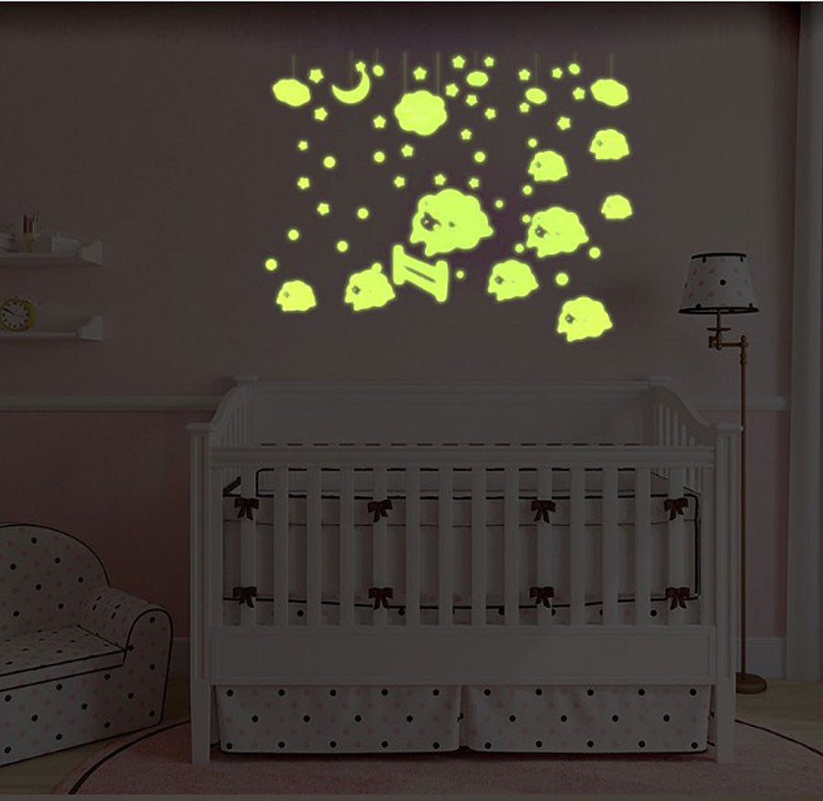 New wholesale and retail Y0043 luminous sheep small luminous sticker fluorescent sticker children's bedroom decoration, wall sticker