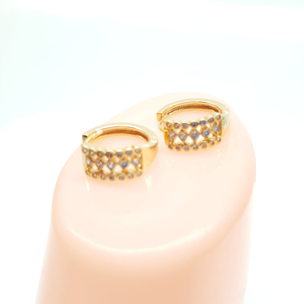 Stylish Zarcoon earrings Golden 046 egfrgdb3l-u